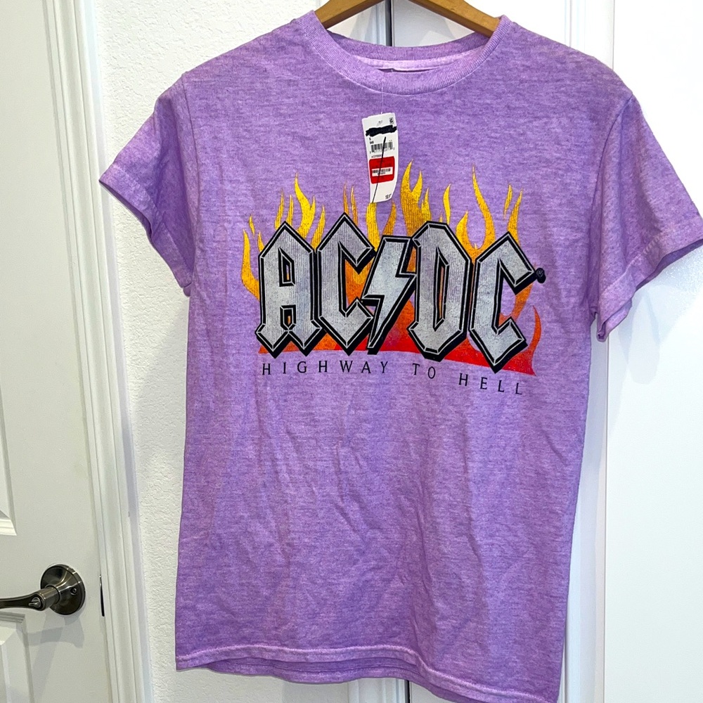 NWT AC/DC Kids T-Shirt in Purple with Flame Design. Size Small- Band Tee